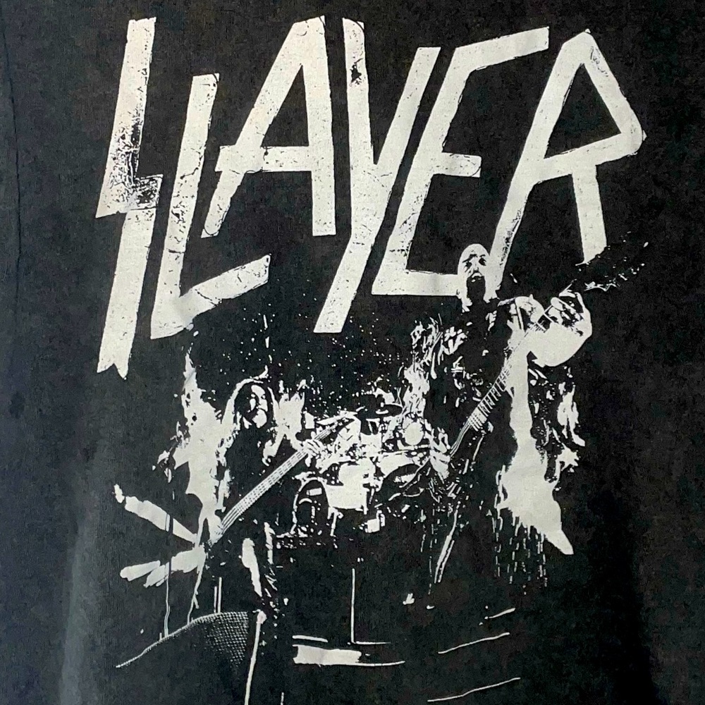 Women’s small/medium sized SLAYER band tee